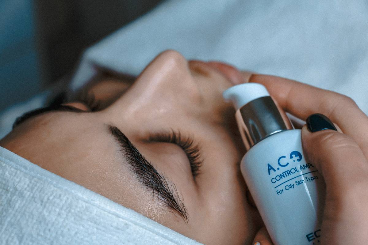 Collagen Supplements for Aging Skin: What Actually Works (and What’s Just Hype)