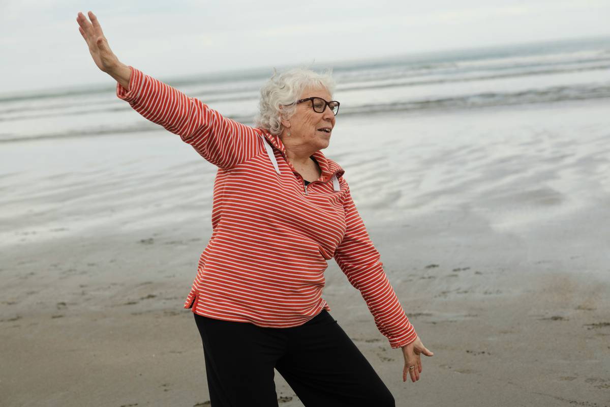 Collagen Supplements for Seniors: The Truth About Skin, Joints & Vitality After 60